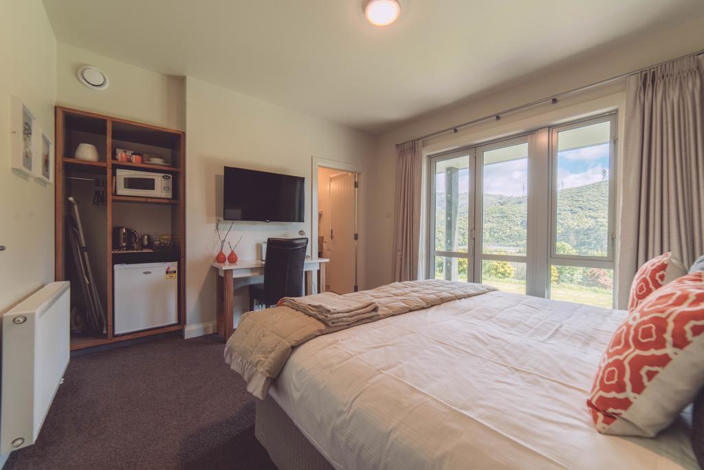 Silverstream Retreat ロワー・ハット エクステリア 写真